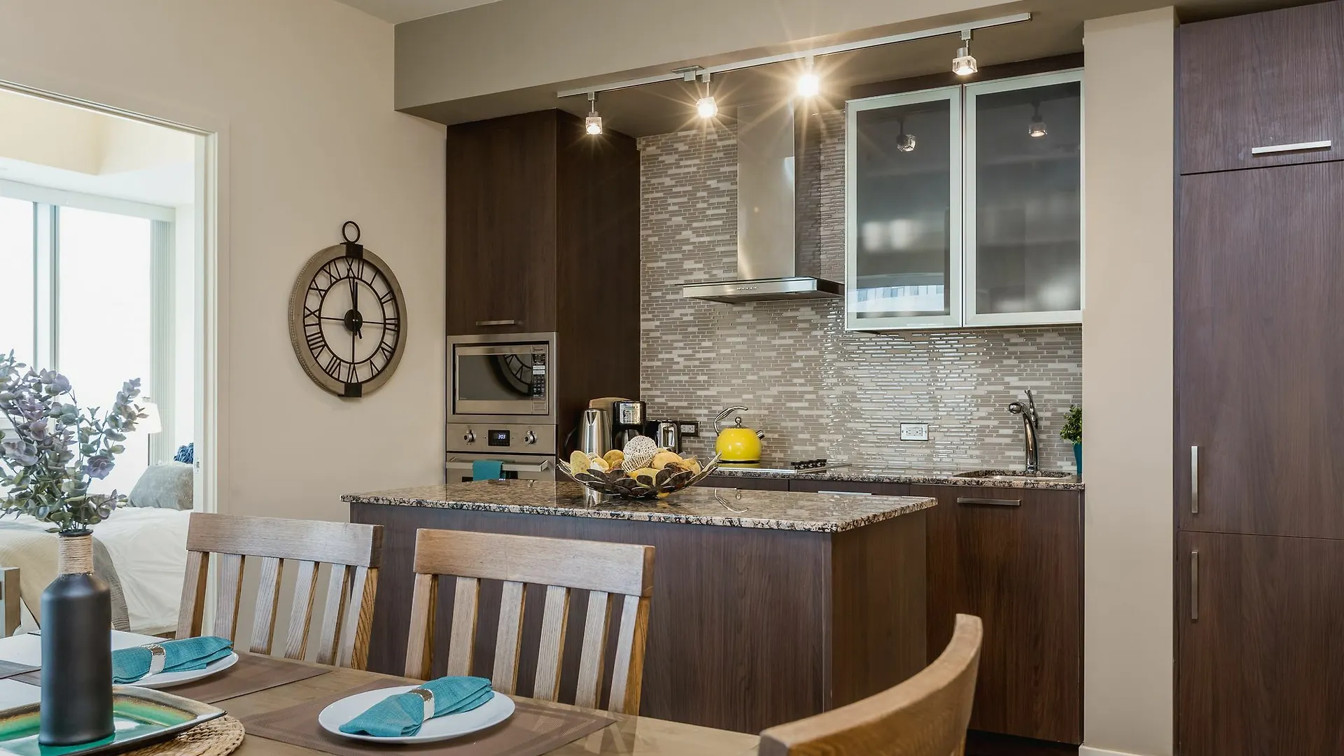 ホテル Quickstay - Upscale 3-Bedroom With Gorgeous Lake View トロント